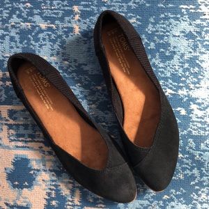TOMS Suede Flats